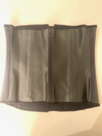 Latex corset 8 bones